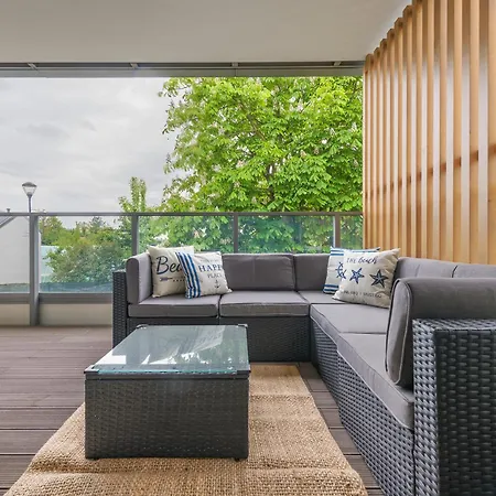Terrace Breeze By Baltica 아파트